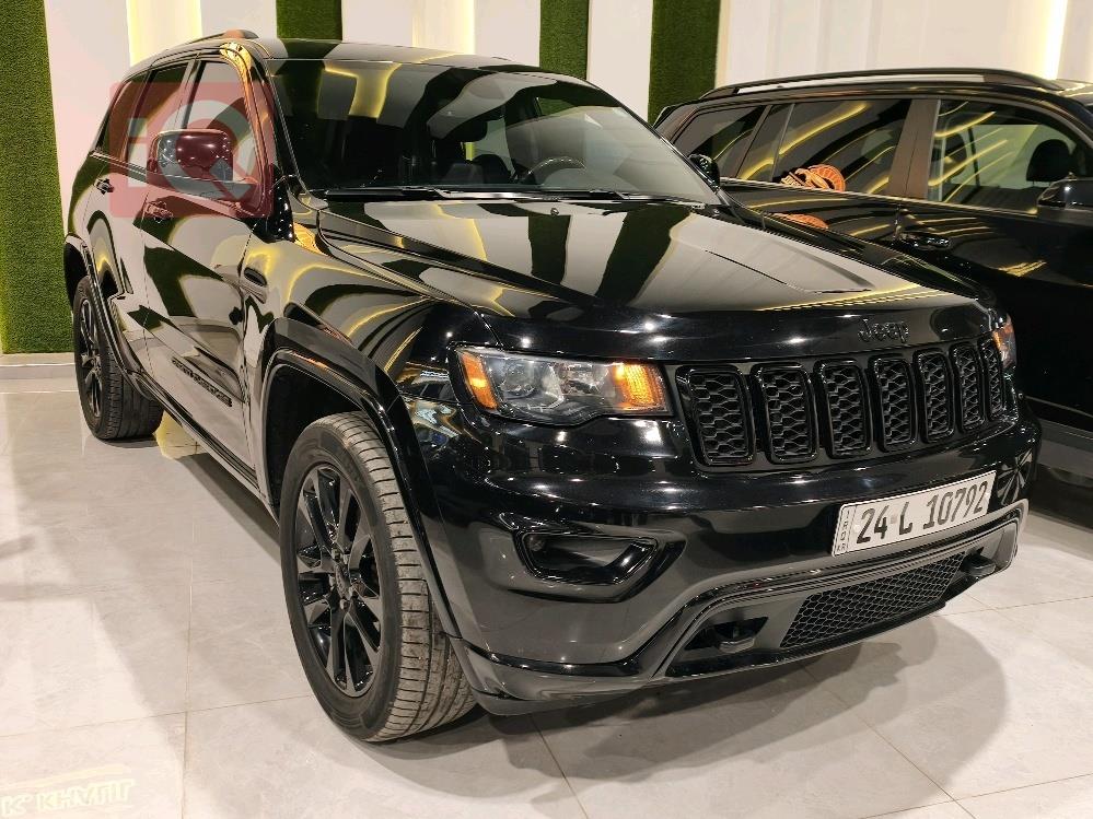 جيب جراند شيروكي